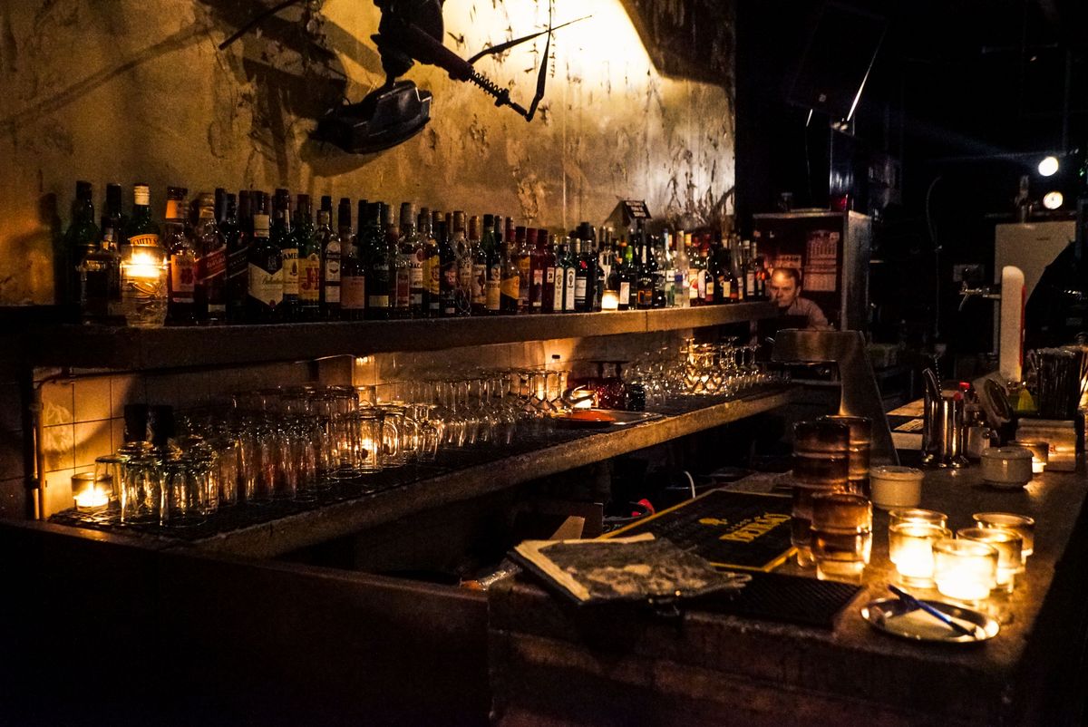 Bar v klube