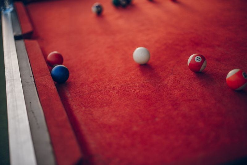Pool stôl s loptičkami